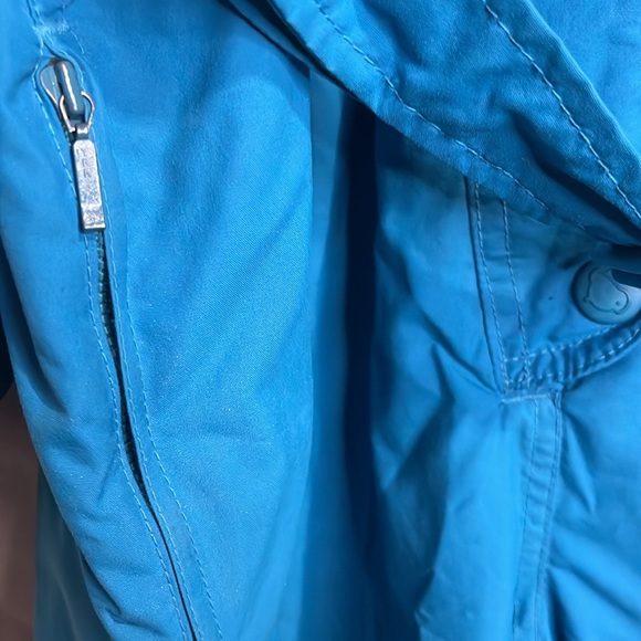 Cevas by Helly Hansen Snowsuit - Picture 13 of 15